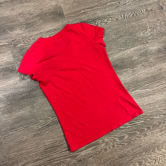 Red Totoro T-shirt - Picture 3 of 3